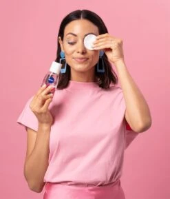 NIVEA Verzorgende Oog Make-Up Remover 125 Ml 11 NIVEA Verzorgende Oog Make-Up Remover 125 Ml -Verzorgingsproducten 1027x1200 13