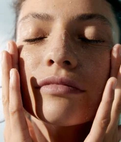 NIVEA Derma Active Skin Clear Anti-blackheads Scrub - 150ml -Verzorgingsproducten 1027x1200 14