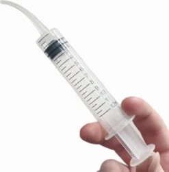 Merkloos Kaakspuitje Gebogen Tip - 4 Stuks - 12ml - Met Schaalverdeling - Kaakholtespuitje - Elleboogspuit - Kaakspuit -Verzorgingsproducten 1182x1200 15