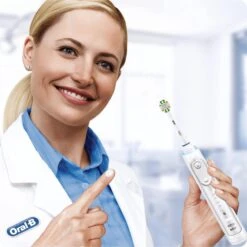 Oral B Oral-B FlossAction - Met CleanMaximiser-technologie - Opzetborstels - 4 Stuks -Verzorgingsproducten 1198x1200 55
