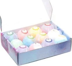 Bruisballen - Bruisballen Voor Bad - Kind - 12 Stuks - XXL Formaat - 12 Verschillende Geuren - 100 Gram 18 Bruisballen - Bruisballen Voor Bad - Kind - 12 Stuks - XXL Formaat - 12 Verschillende Geuren - 100 Gram -Verzorgingsproducten 1200x1094