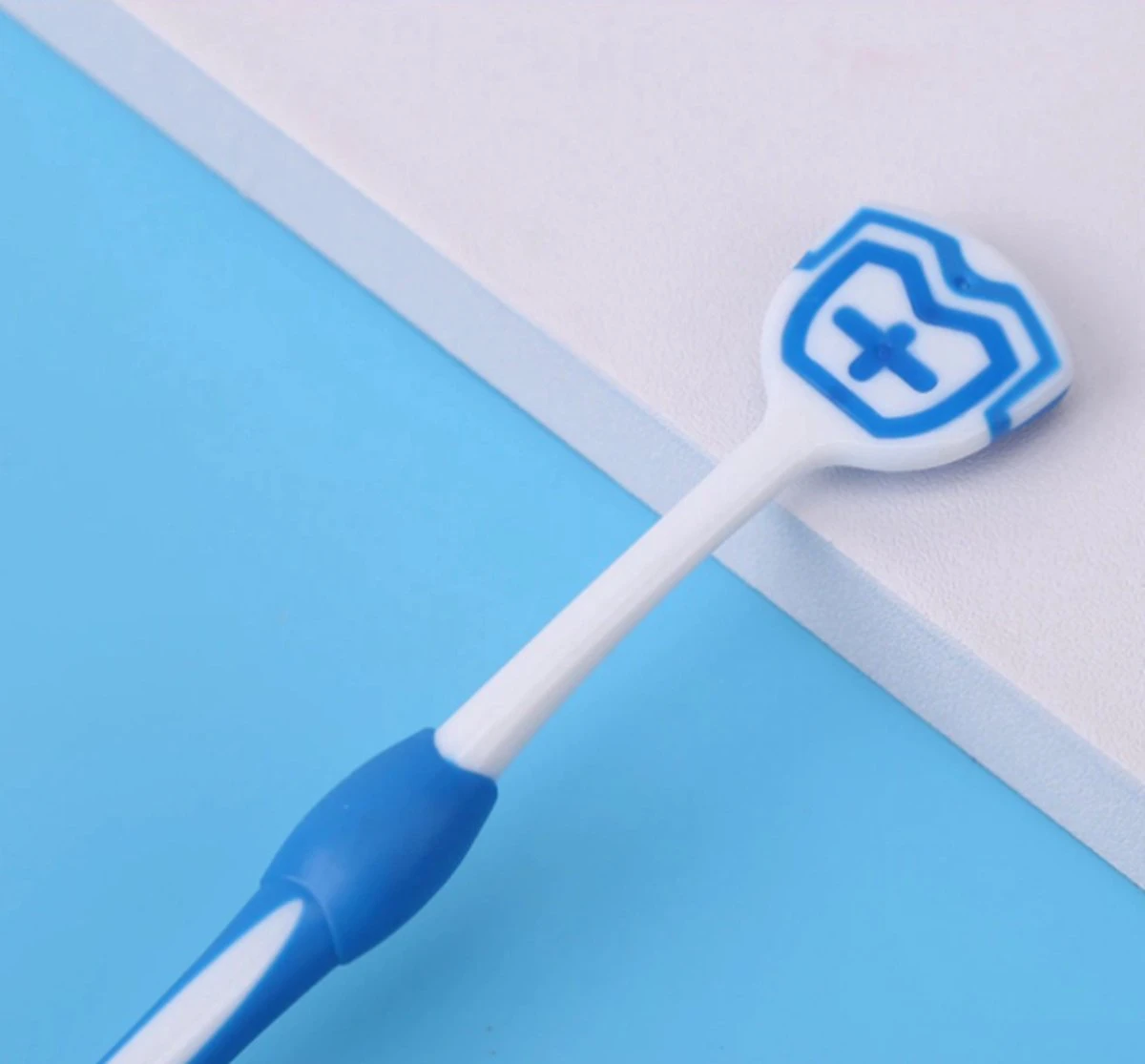 Tongschraper - Voor Een Frisse Adem - Schone Tong - Tongreiniger - Mondverzorging 5 Tongschraper - Voor Een Frisse Adem - Schone Tong - Tongreiniger - Mondverzorging - Afbeelding 3