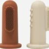 Mushie Finger Toothbrush Clay/Sand - Vingertandenborstel Baby - 2 Stuks Per Verpakking - Tandenborstel Siliconen -Verzorgingsproducten 1200x1117 1