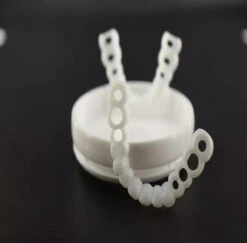 Kunstgebit - Facings - Witte Tanden - Kunst Tanden -Verzorgingsproducten 1200x1179 13