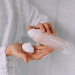 Naïf Bloom Doucheschuim - 2 X 200ml - Met Natuurlijke Ingrediënten -Verzorgingsproducten 1200x1200 1011