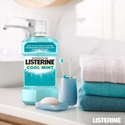 LISTERINE® Fresh Mint, Mondspoeling Met Essentiële Oliën Voor Een Langdurig Frisse Adem, 3x600ml 21 LISTERINE® Fresh Mint, Mondspoeling Met Essentiële Oliën Voor Een Langdurig Frisse Adem, 3x600ml -Verzorgingsproducten 1200x1200 1577