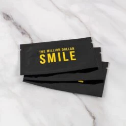 The Million Dollar Smile® - Teeth Whitening Strips - Crest Whitestrips -Tandenbleken - 28 Bleekstrips - 14 Behandelingen - Professionele Tandenbleek Strips - Tandenblekers - Wittere Tanden - Zonder Peroxide - Tanden Bleken - 12 The Million Dollar Smile® - Teeth Whitening Strips - Crest Whitestrips -Tandenbleken - 28 Bleekstrips - 14 Behandelingen - Professionele Tandenbleek Strips - Tandenblekers - Wittere Tanden - Zonder Peroxide - Tanden Bleken - -Verzorgingsproducten 1200x1200 1903