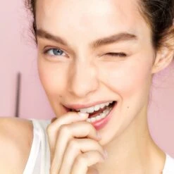 L’Oréal Paris Skin Expert Delicate Flowers Zachte Reinigingsdoekjes - 6 X 25 Stuks - Voordeelverpakking - Gezichtsreiniger Voor Droge En Gevoelige Huid -Verzorgingsproducten 1200x1200 2366