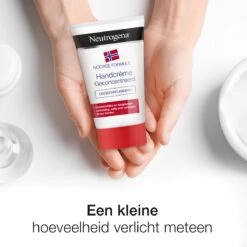 Neutrogena Handcrème Ongeparfumeerd, Noorse Formule, Voedende En Beschermende Vochtinbrengende Crème Voor Droge En Beschadigde Handen, 2 X 50 Ml -Verzorgingsproducten 1200x1200 309