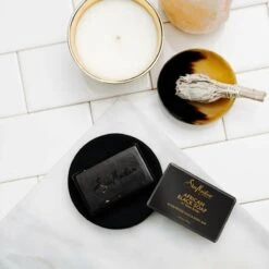 Shea Moisture African Black Soap - Soap Bar - 230 Gr 9 Shea Moisture African Black Soap - Soap Bar - 230 Gr -Verzorgingsproducten 1200x1200 936