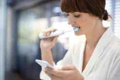 Philips Sonicare DiamondClean 9000 HX9911/94 - Luxe Elektrische Tandenborstel - Wit En Rosé Goud -Verzorgingsproducten 1200x800 52