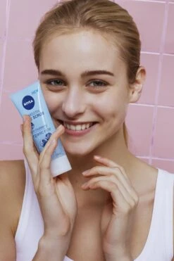 NIVEA Egaliserend Bio Rijst Scrub - Bio Blauwe Bes Normale Huid - 75ml -Verzorgingsproducten 799x1200 14