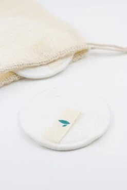 16 St. Herbruikbare Bamboe Wattenschijfjes Incl. Bewaardoos En Waszakje. Duurzaam Alternatief Voor Wegwerp Wattenschijfjes. 10 16 St. Herbruikbare Bamboe Wattenschijfjes Incl. Bewaardoos En Waszakje. Duurzaam Alternatief Voor Wegwerp Wattenschijfjes. -Verzorgingsproducten 799x1200 8