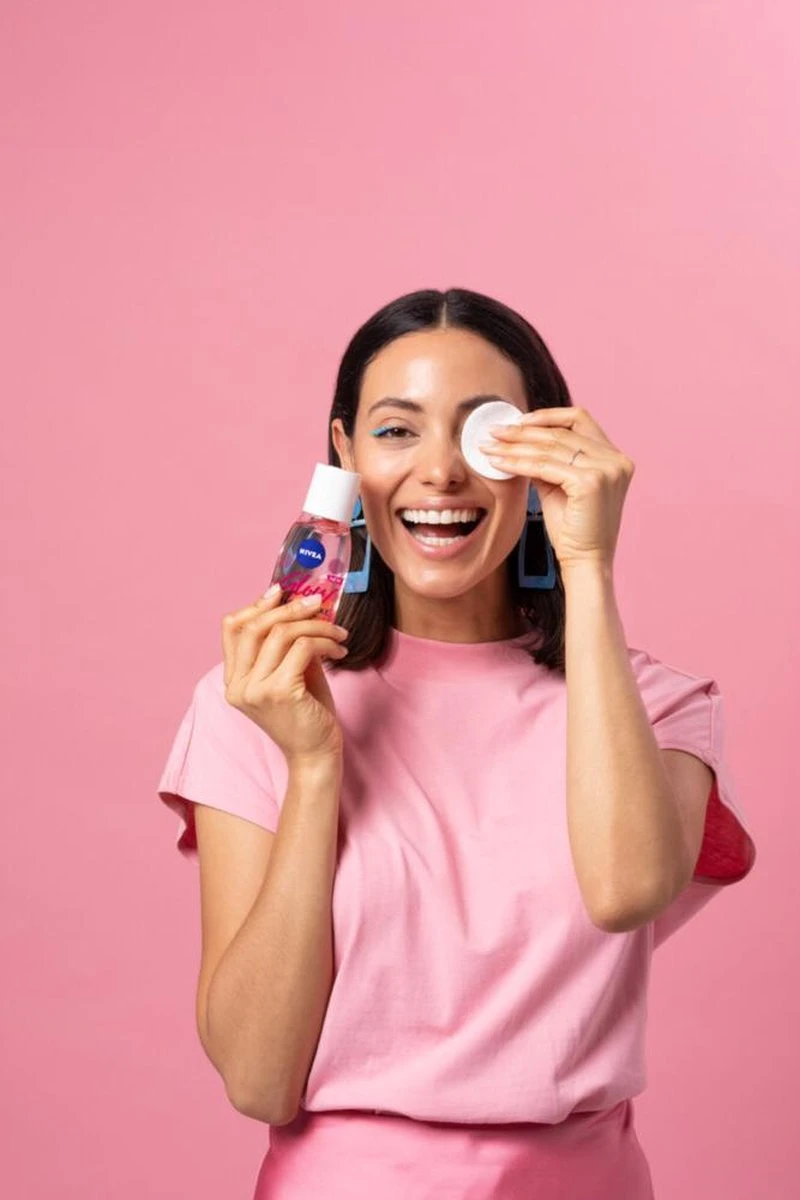 NIVEA Verzorgende Oog Make-Up Remover 125 Ml 8 NIVEA Verzorgende Oog Make-Up Remover 125 Ml - Afbeelding 6