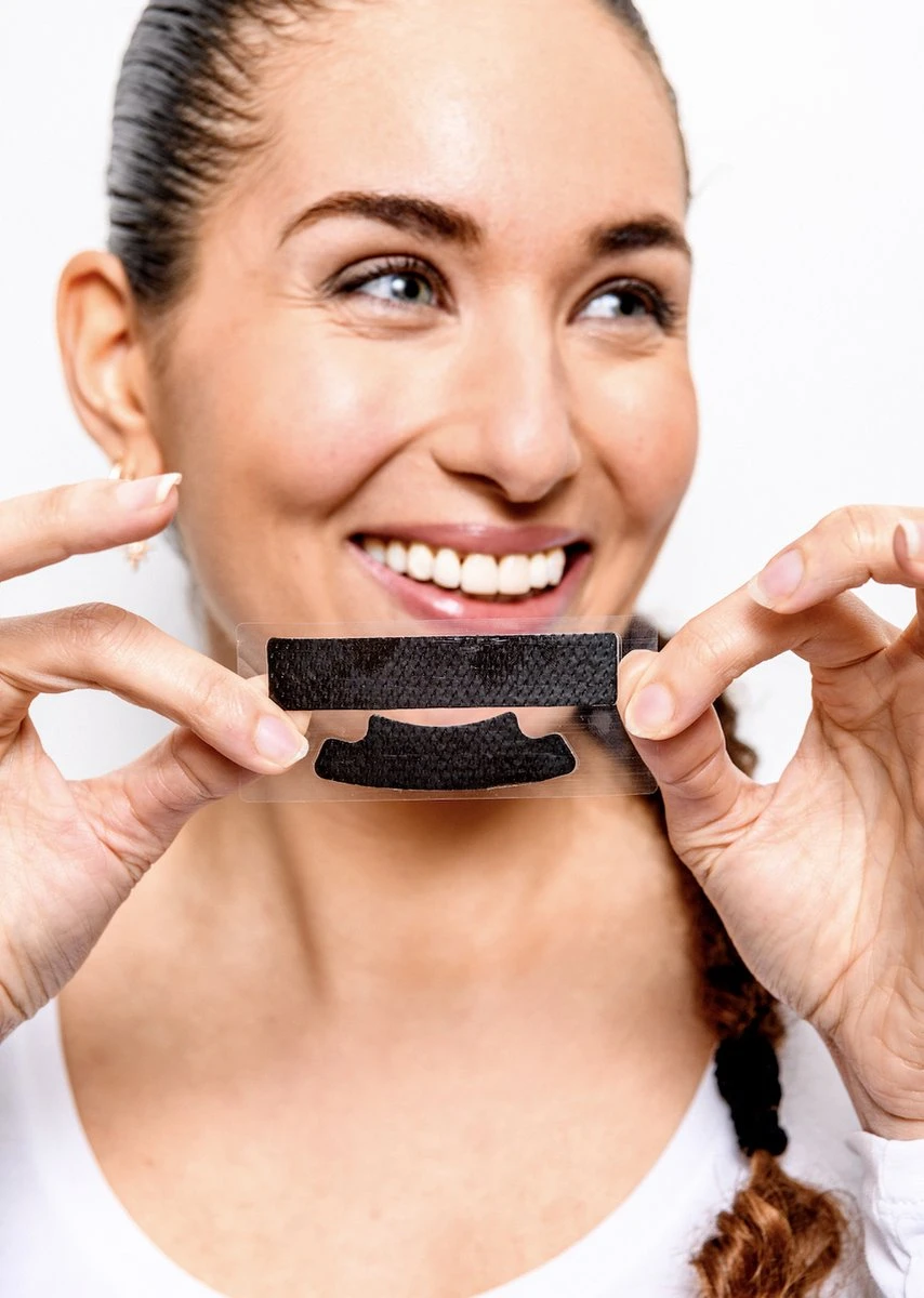 Love2smile PAP+ Premium Strips - Whitening Strips - De Natuurlijke Tandenbleker Van Nederland & België - Goedgekeurde Tandenbleek Strips - Teeth Whitening Strips - Wittere Tanden - Zonder Peroxide 8 Love2smile PAP+ Premium Strips - Whitening Strips - De Natuurlijke Tandenbleker Van Nederland & België - Goedgekeurde Tandenbleek Strips - Teeth Whitening Strips - Wittere Tanden - Zonder Peroxide - Afbeelding 6