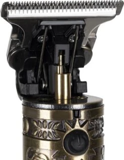 Merkloos Tondeuse Mannen - 2022 Nieuwste Model - Draadloze Haartrimmer - Geschikt Voor Hoofdhaar/Baardhaar - Trimmer Draadloos - Scheerapparaat - Goud - Inclusief Oplaadblok En 4 Opzetstukjes -Verzorgingsproducten 930x1200